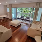 Apartamento 3 Quartos No Quadrilatero De Charme Em Ipanema