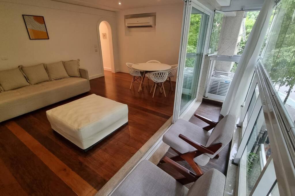 Apartamento 3 Quartos No Quadrilatero De Charme Em Ipanema *