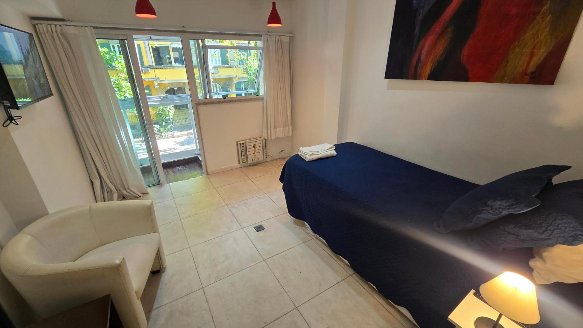 Apartamento 3 Quartos No Quadrilatero De Charme Em Ipanema *